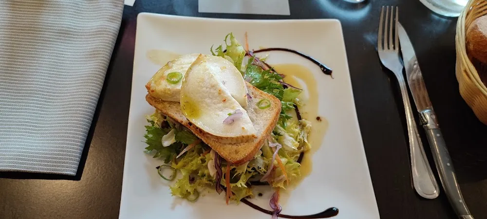 Toast de Chèvre Chaud